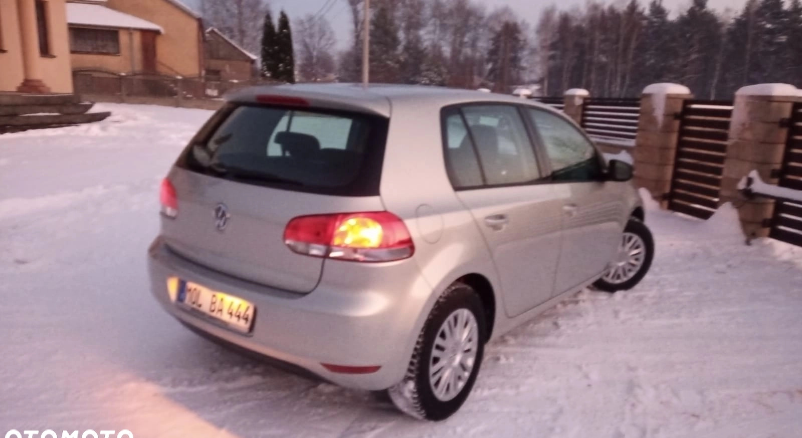 Volkswagen Golf cena 25300 przebieg: 196000, rok produkcji 2010 z Kielce małe 172